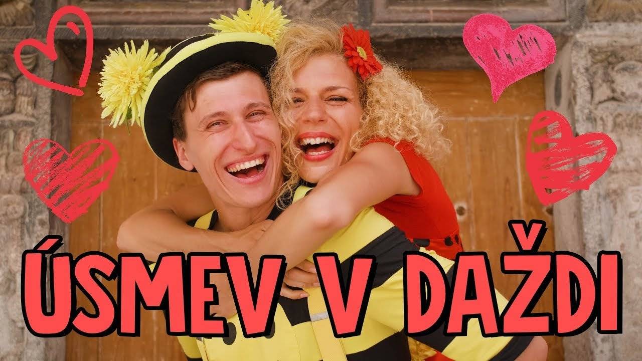 Smejko a Tanculienka - Úsmev v daždi